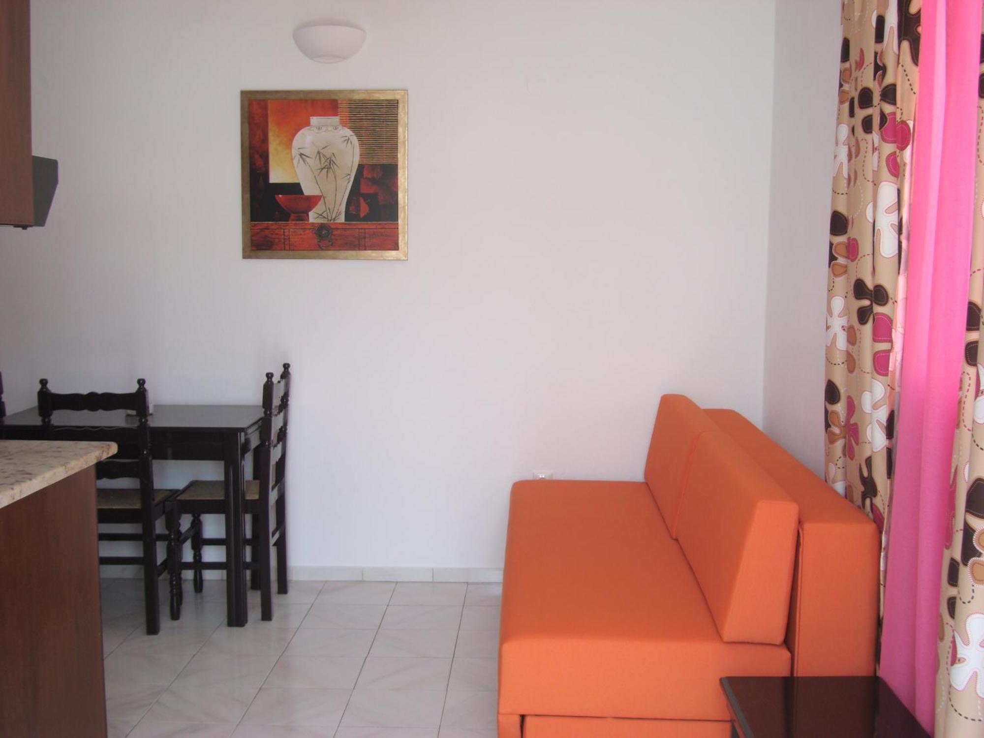 Elena Studios & Suites Орнос Экстерьер фото