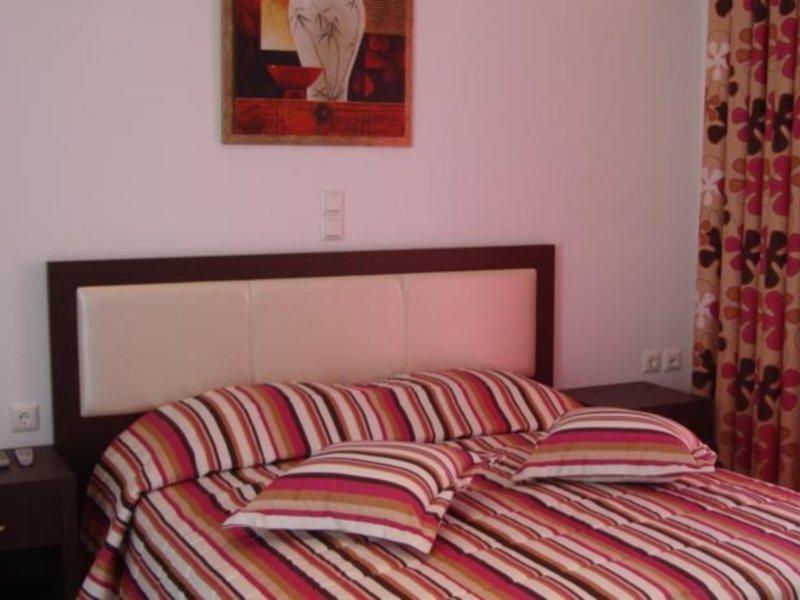 Elena Studios & Suites Орнос Экстерьер фото